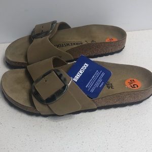 birkenstock with tortoise buckle